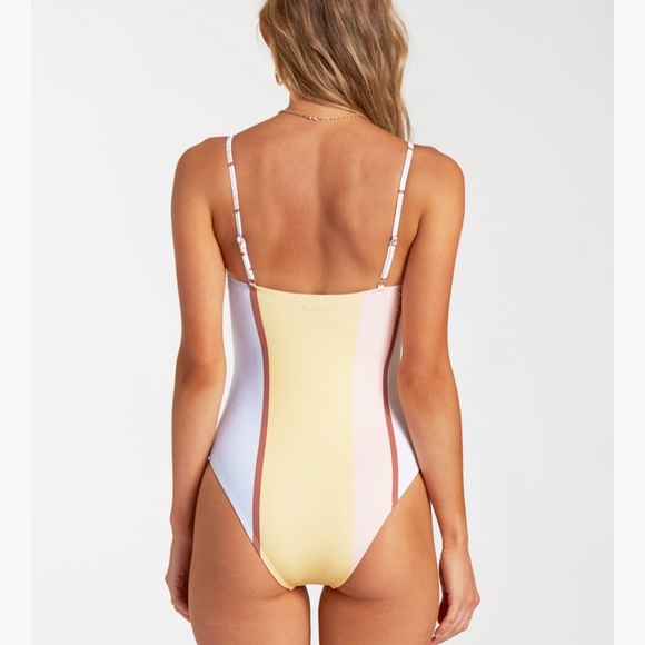 ✨Billabong (NWT) Feeling Sunny One Piece Swim M✨ - Picture 7 of 8